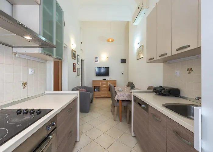 Old Writer * Dubrownik